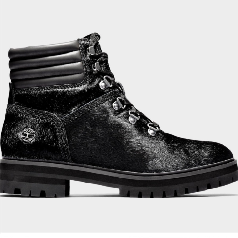 Black timberland boots